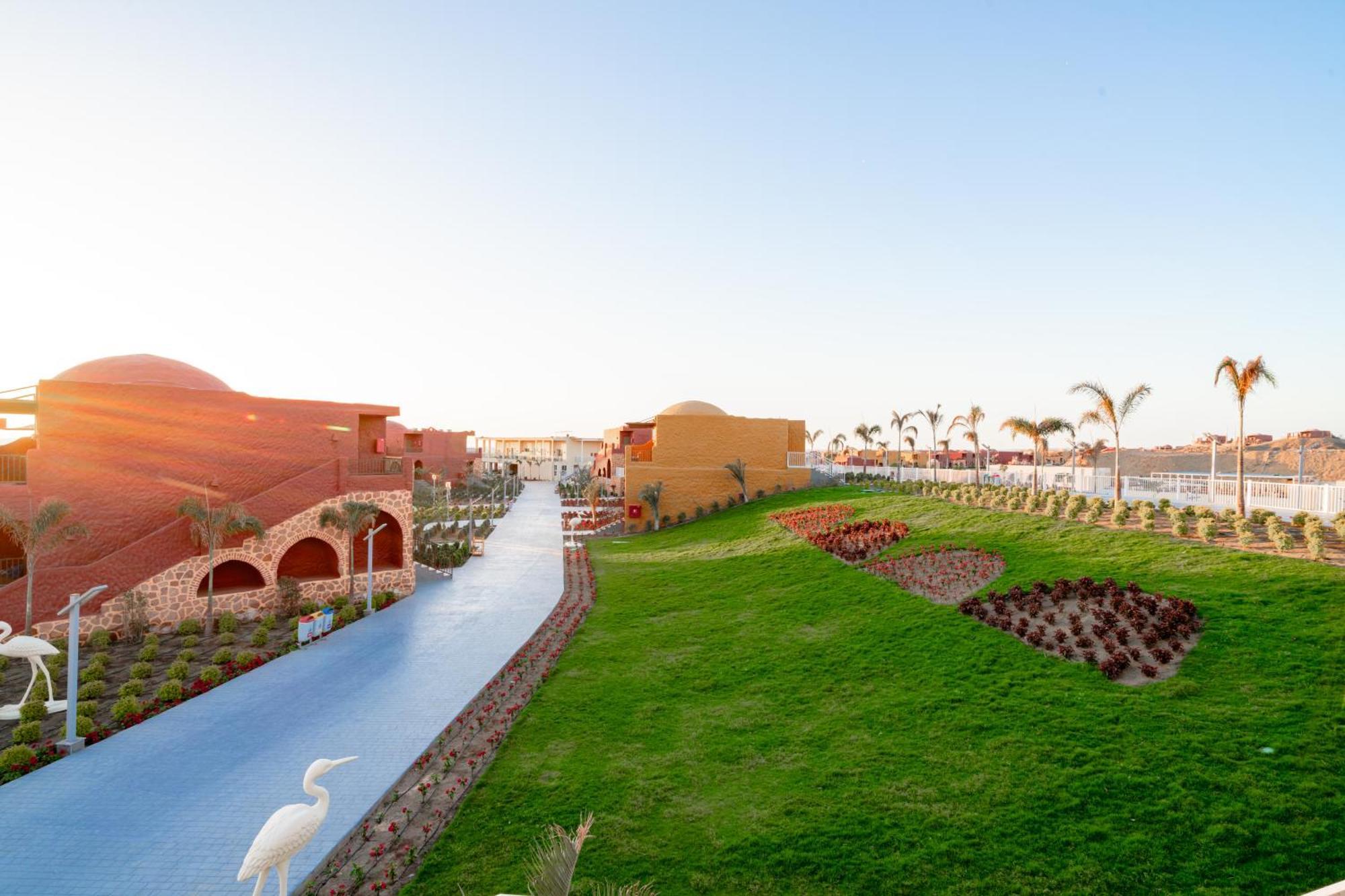 Pickalbatros Vita Resort - Portofino Marsa Alam Abu Dabbab Exterior photo